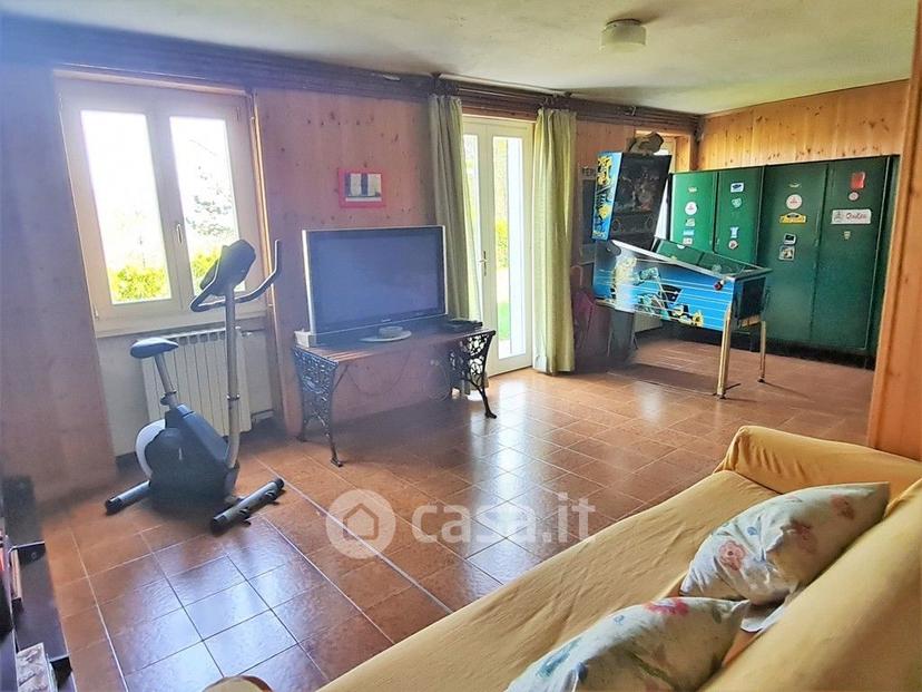 Villa in Frazione Zuccarello — foto 24 di 47
