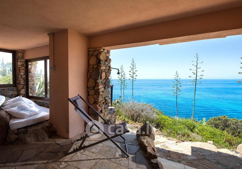 Villa in Via Lago Maggiore — foto 20 di 22