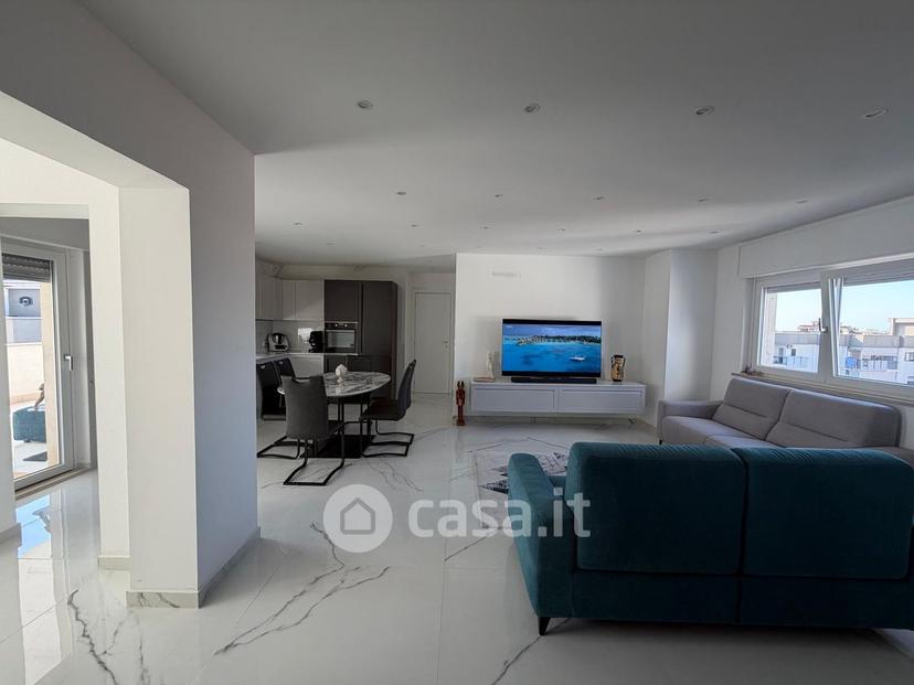 Quadrilocale in Viale Europa 61 — foto 21 di 21