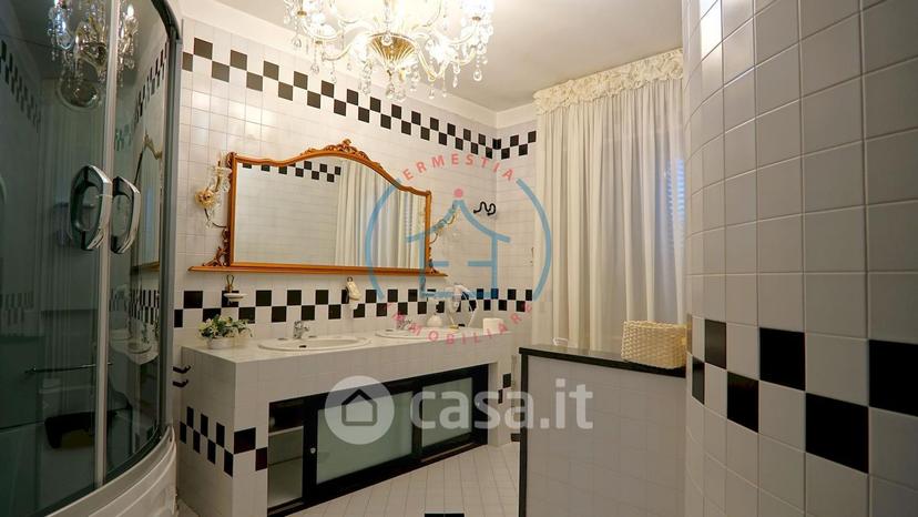 Villa in Via Roma — foto 50 di 58