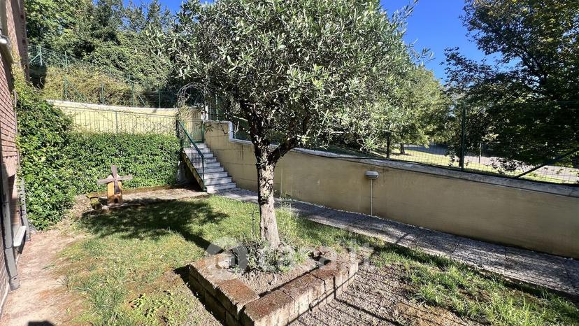 Trilocale in Quartiere Don Reverberi 49 — foto 39 di 39