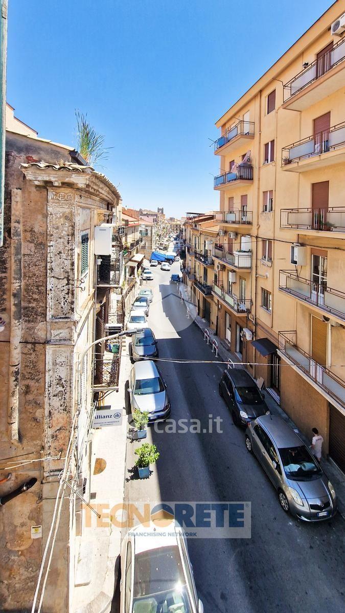 Trilocale in Via Pietro Novelli 132 — foto 5 di 38