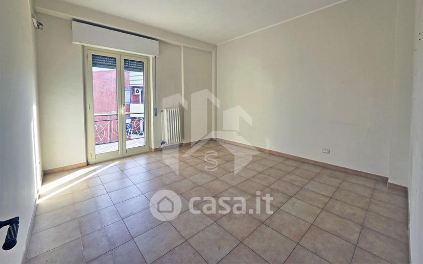Quadrilocale in Via Abruzzi — foto 9 di 25