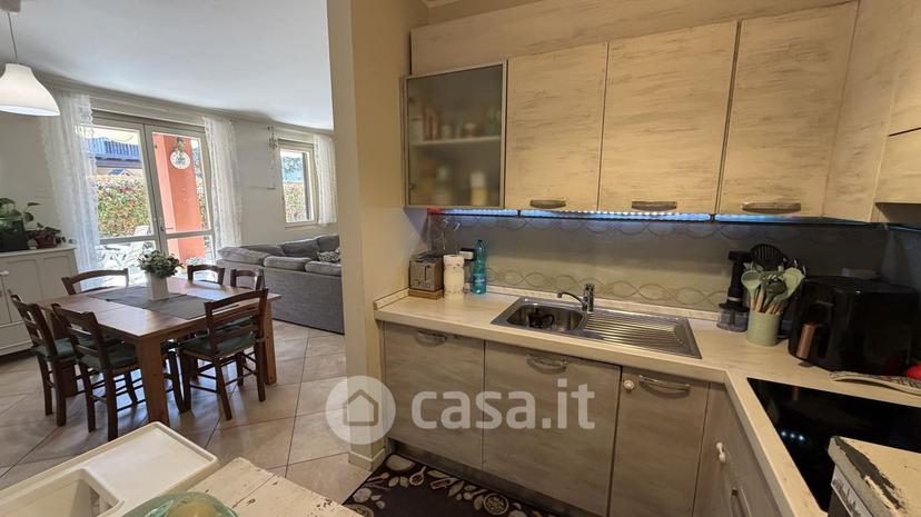 Trilocale in Via San Martino 18 — foto 25 di 31