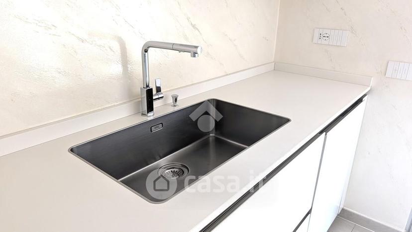 Quadrilocale in Via Fratelli Cairoli 49 — foto 5 di 31