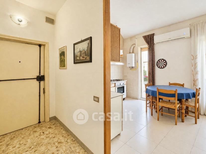 Trilocale in Via Raffaele Stasi 10