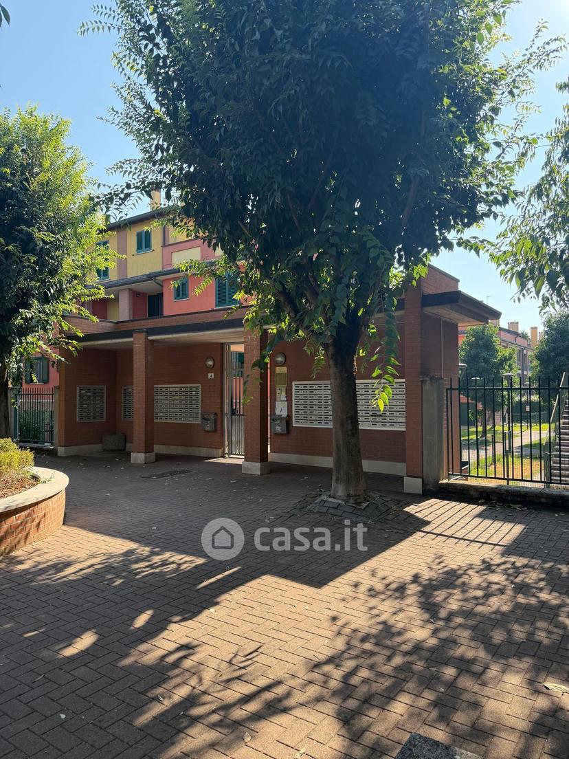 Trilocale in Via Emilio Gino Segre' 4 — foto 10 di 49