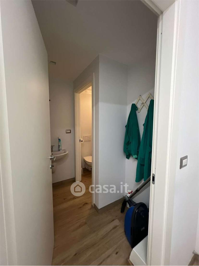 Villa in Via Giacomo Leopardi 77 — foto 21 di 36