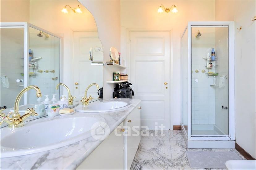 Villa in Viale Kennedy — foto 4 di 30