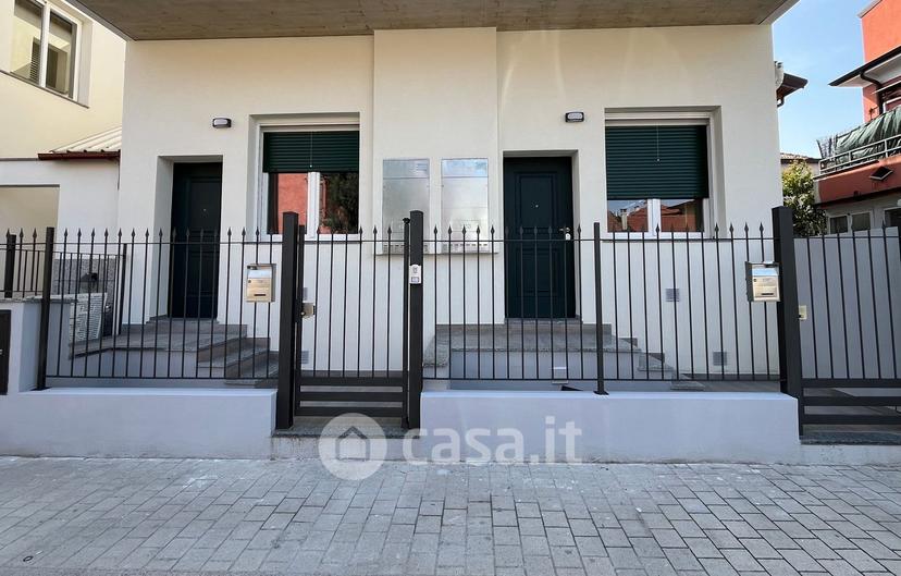 Bilocale in Via Giuseppe Garibaldi — foto 18 di 26