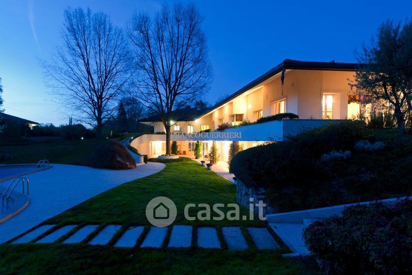 Villa in Via Alcide de Gasperi — foto 19 di 45