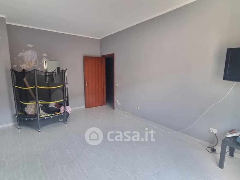 Trilocale in Via Cosimo Petrillo 132 — foto 24 di 30