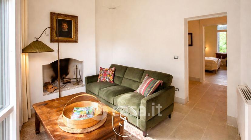 Villa in Via U. Giordano — foto 30 di 34