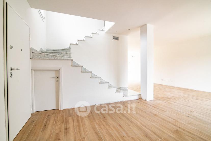 Villa in Via Mario Baratta — foto 41 di 63