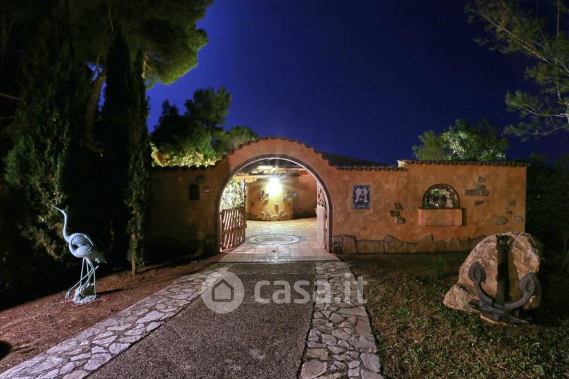 Villa in Morcone — foto 29 di 42