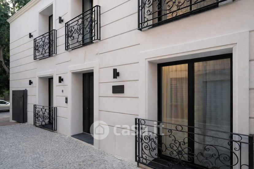Quadrilocale in Via Tigellio 18 — foto 3 di 19