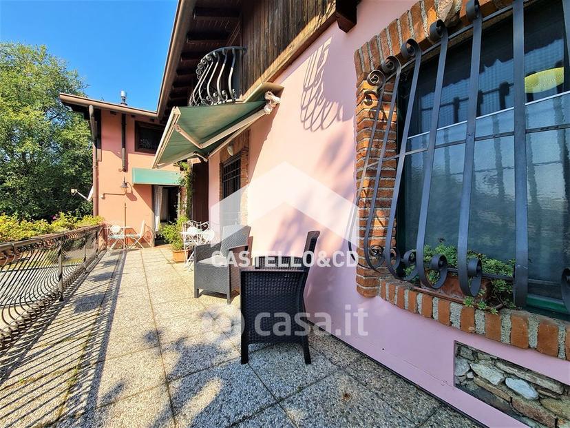 Villa in Via Papa Giovanni XXIII 1 — foto 21 di 36