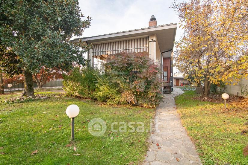 Villa in Via dei Mille — foto 45 di 50