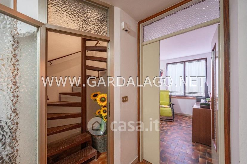 Villa in Via Carlo G. Battistoli — foto 32 di 37