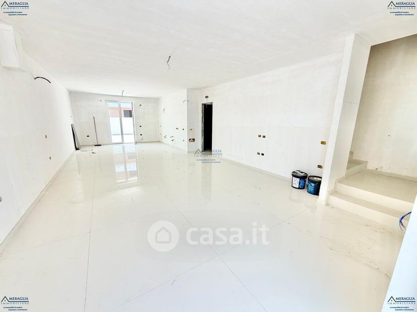 Villa in Via Francesco Saverio Nitti — foto 28 di 31