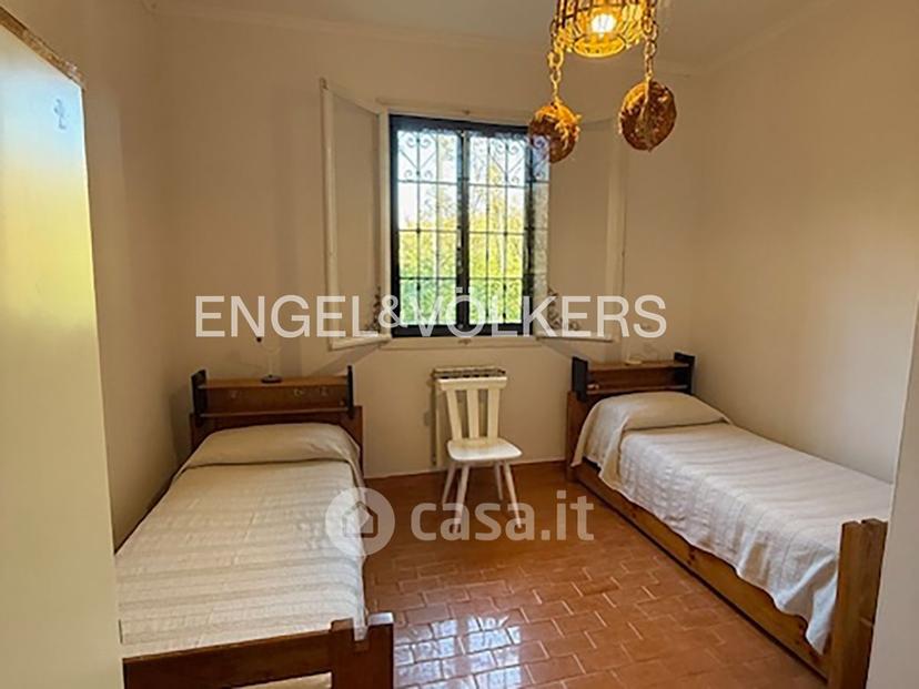 Villa in Viale delle Querce — foto 2 di 27