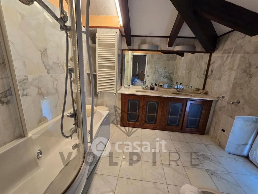 Villa in Via Vecchiora — foto 30 di 59