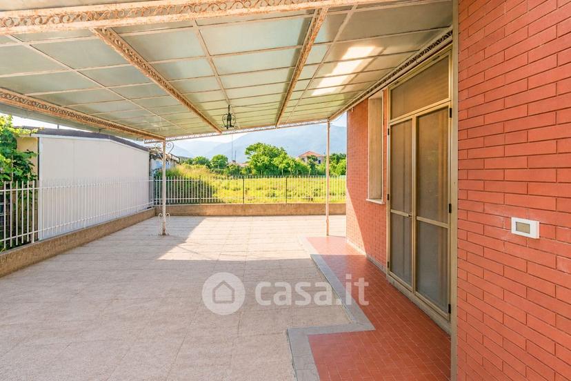 Villa in Via Tiziano 6 — foto 15 di 55
