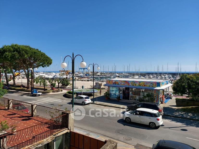 Quadrilocale in Corso Cristoforo Colombo 9 — foto 6 di 33