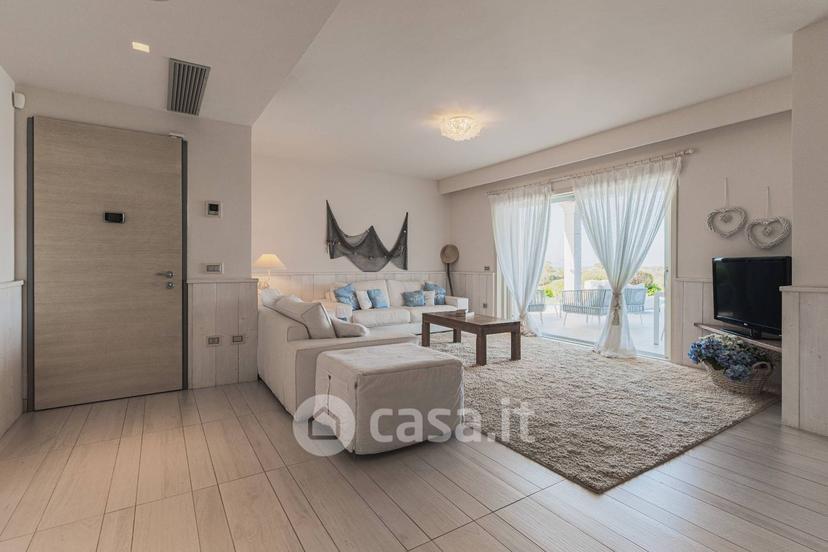 Villa in Via Punta Saline 12 — foto 21 di 24