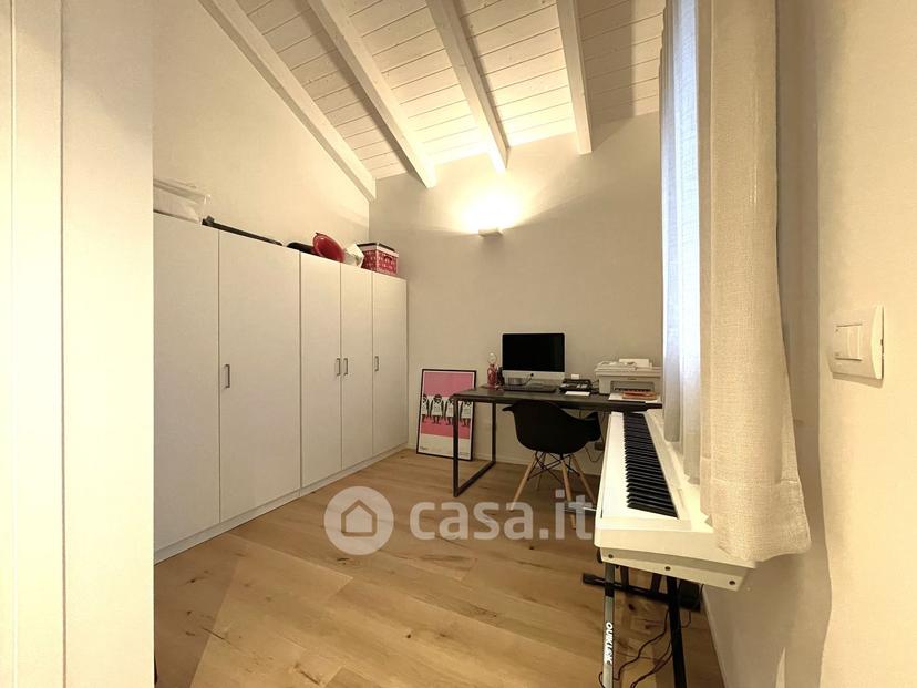 Villa in Via G. Matteotti 82 — foto 20 di 56