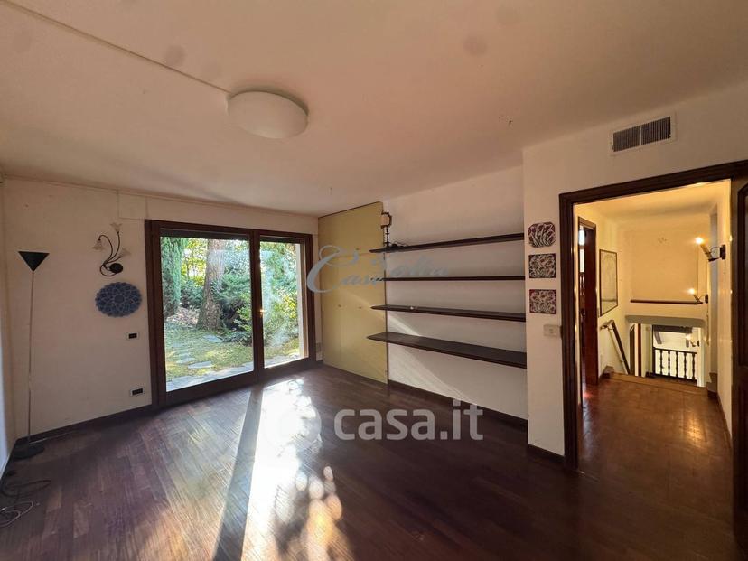 Villa in Via del Ronco 50 — foto 14 di 29