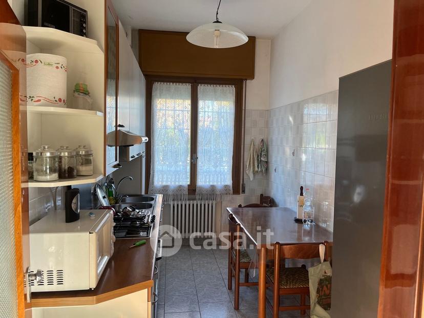 Stanza in Via Giacomo Matteotti 65 — foto 10 di 13