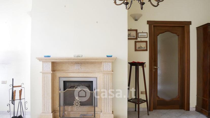 Quadrilocale in Via Taverna Campanile 70 — foto 7 di 28