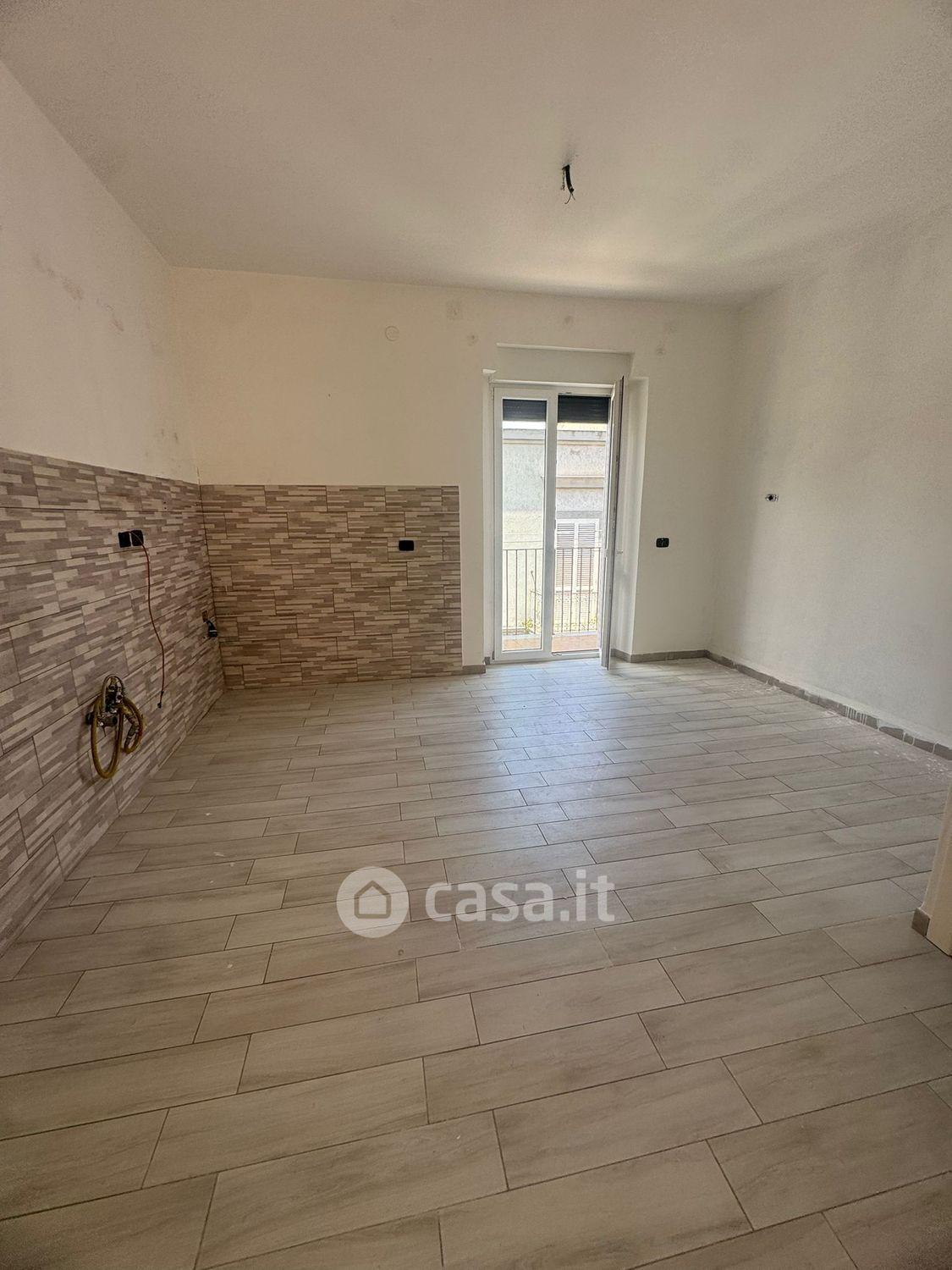 Trilocale in Via Domenico di Somma