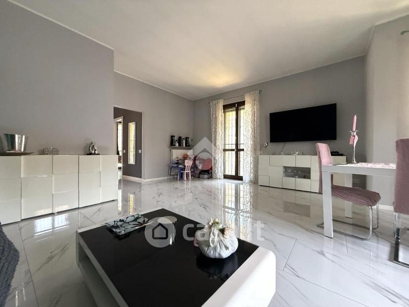 Quadrilocale in Via Bonomelli 3 — foto 43 di 47