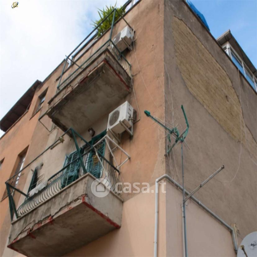 Trilocale in Via dei Limoni 45 — foto 9 di 36