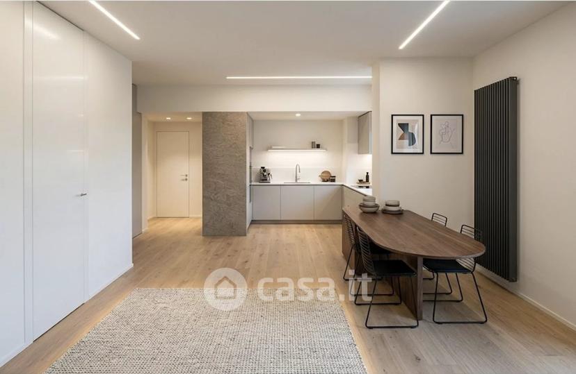 Bilocale in Via Edmondo de Amicis 24 — foto 2 di 7