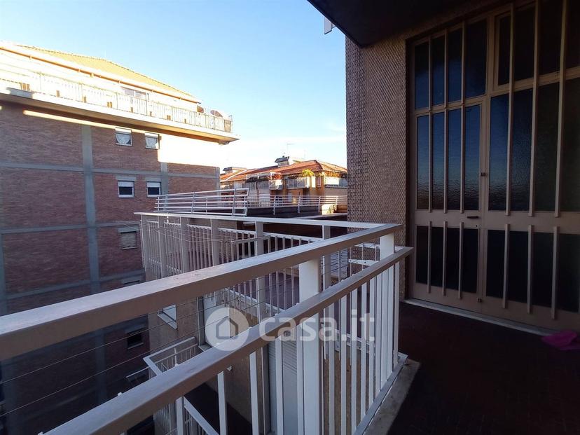 Appartamento in Viale Roma 5 — foto 6 di 20