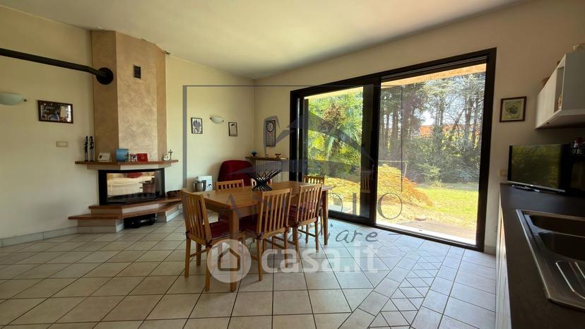 Villa in Via Mantova 5 — foto 37 di 60