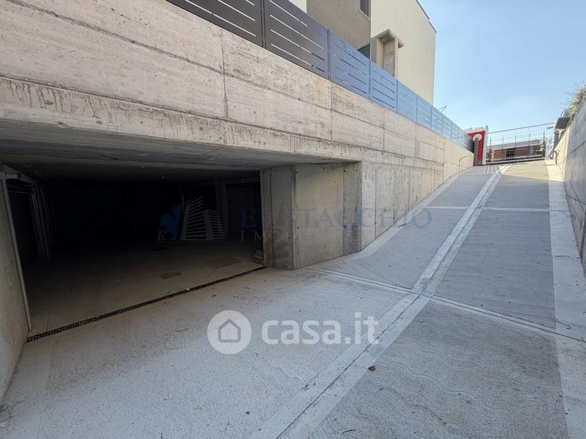 Trilocale in Via Torino — foto 2 di 12