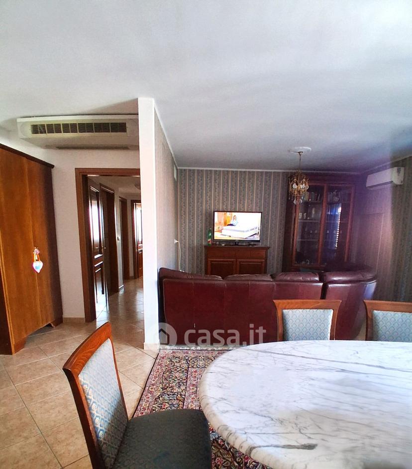 Appartamento in Viale Paul Harris 18 — foto 17 di 34