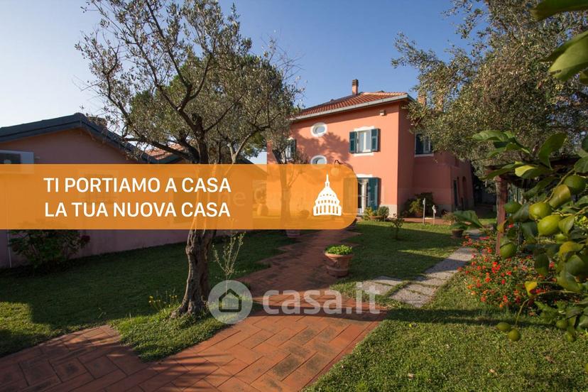 Villa in Via Ferrari 87 — foto 34 di 45