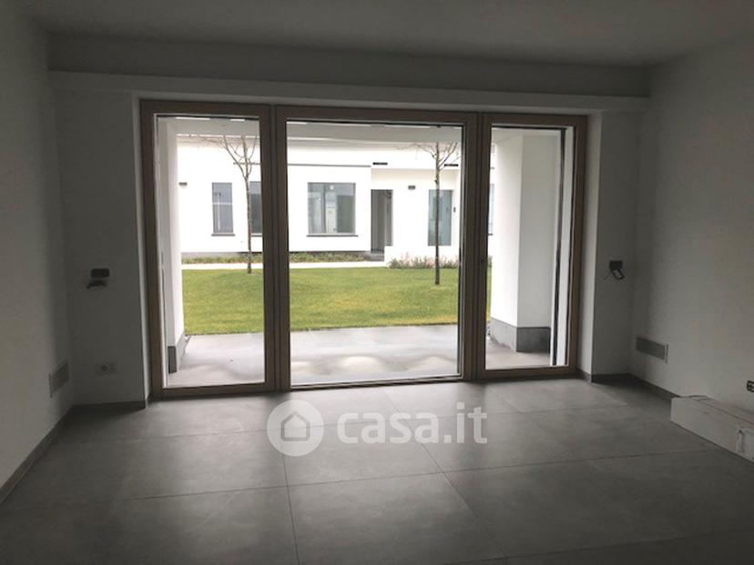 Bilocale in Via Vittorio Veneto — foto 2 di 12
