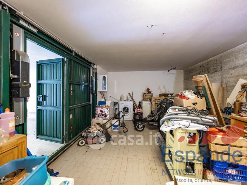 Quadrilocale in Via Campoisola 10 — foto 49 di 51