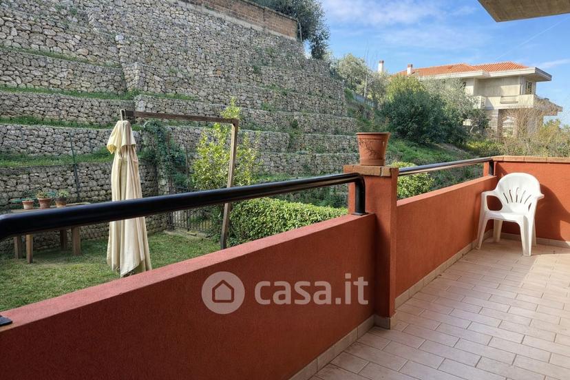Villa in Via Luigi Polacchi — foto 25 di 34