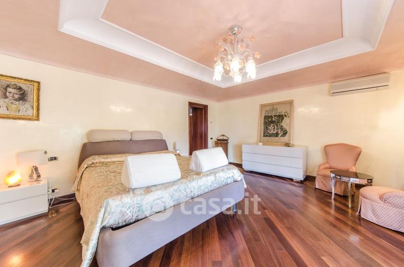 Villa in Via del Molino — foto 3 di 39