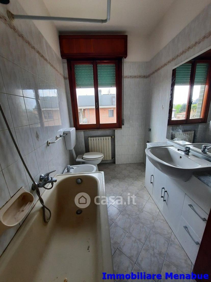 Trilocale in Via M. Panini — foto 28 di 35