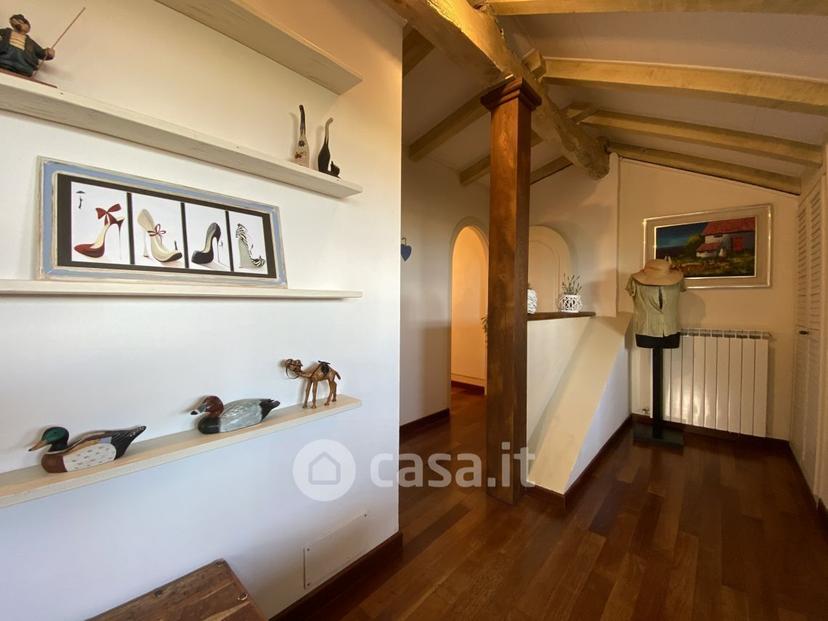 Villa in Castelnuovo — foto 48 di 72