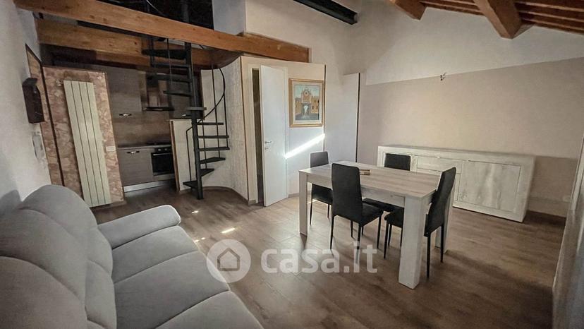 Bilocale in Via degli Anguillara 21 — foto 18 di 21