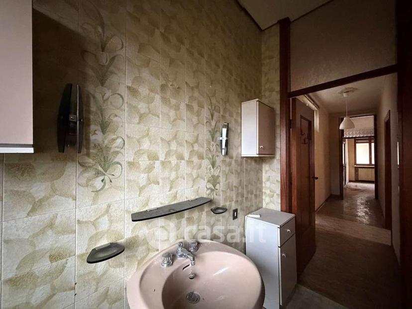 Trilocale in Via Vecchia di Vigevano 55 — foto 18 di 19